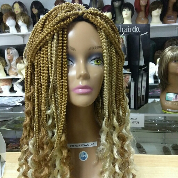 2 Real Box Braids (Wig) - Picture 6 of 8